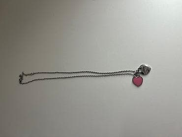 Srebrnolančana ogrlica sa dva priveska – srce. - Materijal na lalafo.rs — 2 Srebrnolančana ogrlica sa dva priveska – srce. - Materijal — 2