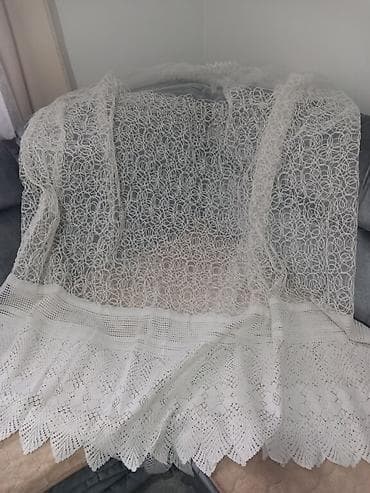 Na prodaju dve zavese dim 165x300,korišćene,ali su očuvane na lalafo.rs — 1 Na prodaju dve zavese dim 165x300,korišćene,ali su očuvane — 1