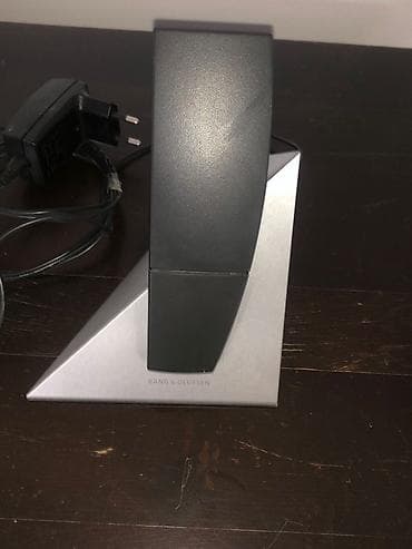 Bang & Olufsen beoCOM bežični kućni telefon sa bazom - Elegantan na lalafo.rs — 2 Bang & Olufsen beoCOM bežični kućni telefon sa bazom - Elegantan — 2