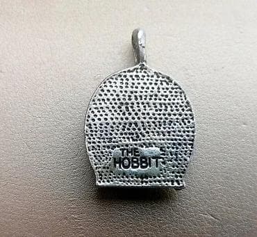 kom sa etiketom: Starinski Privezak Hobit vrata Gospodar Prstenova. Rezervisano. The at lalafo.rs — 8 kom sa etiketom: Starinski Privezak Hobit vrata Gospodar Prstenova. Rezervisano. The — 8