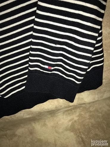 Original Tommy Hilfiger dzemper M KAO NOV 100% cotton Ramena 46/47cm at lalafo.rs — 2 Original Tommy Hilfiger dzemper M KAO NOV 100% cotton Ramena 46/47cm — 2