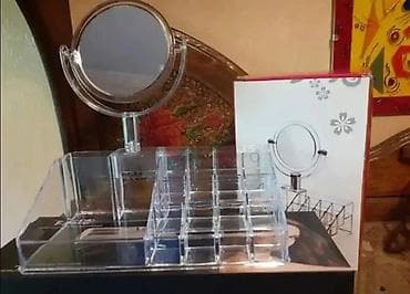 Ogledalo sa dodacima za šminku Dobrodošli u Davidov Shop, online na lalafo.rs — 3 Ogledalo sa dodacima za šminku Dobrodošli u Davidov Shop, online — 3