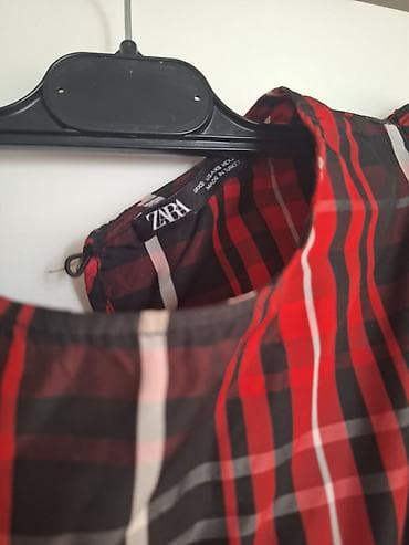 Zara karirana bluza, xs, ocuvana, nosena par puta, sa puf rukavima at lalafo.rs — 3 Zara karirana bluza, xs, ocuvana, nosena par puta, sa puf rukavima — 3
