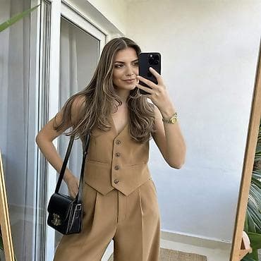 💚Komplet
Cena 3800
Uni vel.
V32 at lalafo.rs — 2 💚Komplet
Cena 3800
Uni vel.
V32 — 2