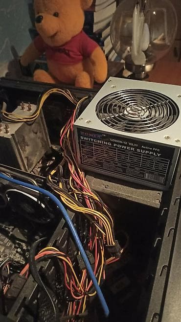 Gejmerska PC konfiguracija (bez RAM‑a) Komponente: - CPU: Intel Core at lalafo.rs — 8 Gejmerska PC konfiguracija (bez RAM‑a) Komponente: - CPU: Intel Core — 8