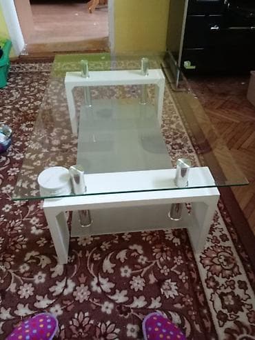 Furniture: Stakleni sto u odličnom stanju bez ikakvih oštećenja at lalafo.rs — 1 Furniture: Stakleni sto u odličnom stanju bez ikakvih oštećenja — 1