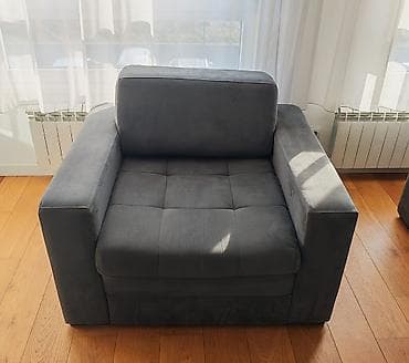 Na prodaju fotelja Living na razvlacenje sa fiokom. Kupljena u na lalafo.rs Na prodaju fotelja Living na razvlacenje sa fiokom. Kupljena u