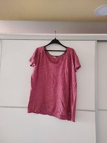 Time Out majica vel M. Siri model at lalafo.rs Time Out majica vel M. Siri model