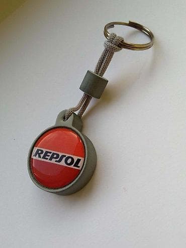 REPSOL-privezak za ključeve-312 📌 Opis: Sunđerasti privezak za na lalafo.rs — 1 REPSOL-privezak za ključeve-312 📌 Opis: Sunđerasti privezak za — 1