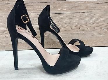 Prelepe zenske sandale NOVO!
Cena 3200 din
36-41
DM na lalafo.rs Prelepe zenske sandale NOVO!
Cena 3200 din
36-41
DM