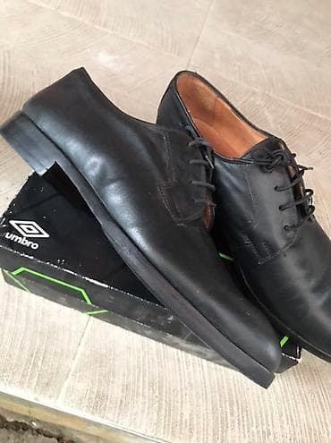 Muške elegantne cipele – crne, klasičan model na pertlanje (derby) na lalafo.rs — 1 Muške elegantne cipele – crne, klasičan model na pertlanje (derby) — 1