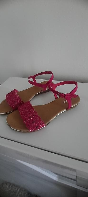 Potpuno nove pink sandale Deichman, sa diskretnkm cirkonima, vel 40 na lalafo.rs — 5 Potpuno nove pink sandale Deichman, sa diskretnkm cirkonima, vel 40 — 5
