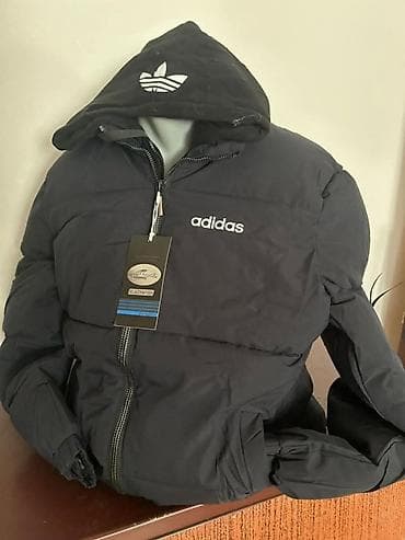 kozna jakna sa: Zimske jakne sa kapuljačom – crne, sportski stil - Modeli sa na lalafo.rs — 5 kozna jakna sa: Zimske jakne sa kapuljačom – crne, sportski stil - Modeli sa — 5