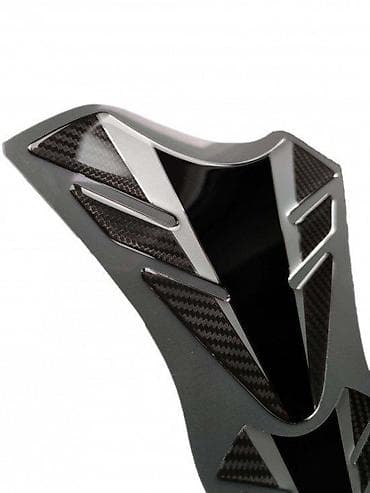 Transport: Kawasaki Hrom Carbon - Tank pad - 1590 📌 Opis: Samolepljivi protektor at lalafo.rs — 3 Transport: Kawasaki Hrom Carbon - Tank pad - 1590 📌 Opis: Samolepljivi protektor — 3