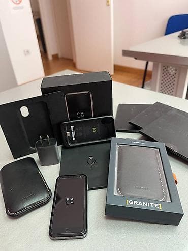 PALM mobilni telefon u fabričkom pakovanju, sa svim dodacima: -punjac na lalafo.rs — 8 PALM mobilni telefon u fabričkom pakovanju, sa svim dodacima: -punjac — 8