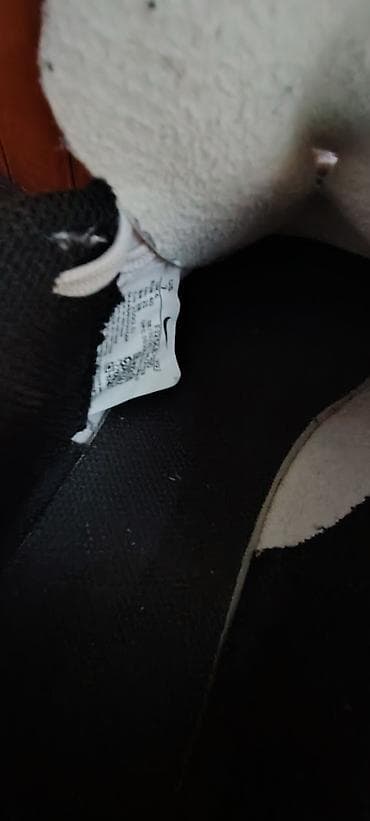 Patike Nike Phantom GT u beloj boji sa crnim detaljima. Dizajnirane su na lalafo.rs — 5 Patike Nike Phantom GT u beloj boji sa crnim detaljima. Dizajnirane su — 5