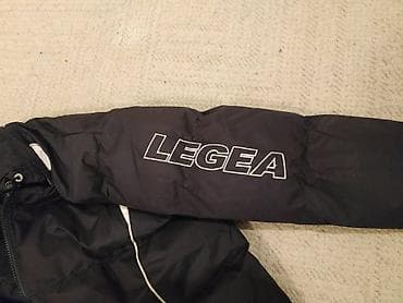 Prodajem Legea zimsku sportsku jaknu, originalnu, izuzetno tamno na lalafo.rs — 10 Prodajem Legea zimsku sportsku jaknu, originalnu, izuzetno tamno — 10