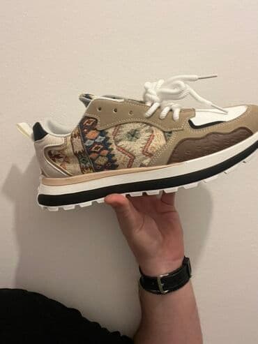 Patike, veličina - 43 na lalafo.rs Patike, veličina - 43