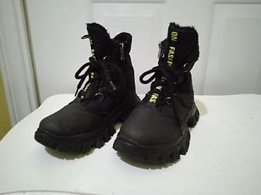 Očuvane dečije zimske čizme – broj 32 - Crne, tople i postavljene na lalafo.rs — 6 Očuvane dečije zimske čizme – broj 32 - Crne, tople i postavljene — 6