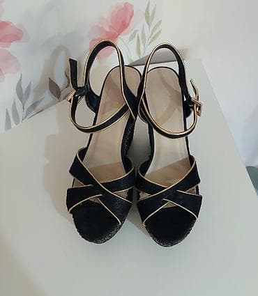 Duki Daso sandale na platformu Odlicno stanje Veoma lagane i udobne na lalafo.rs — 3 Duki Daso sandale na platformu Odlicno stanje Veoma lagane i udobne — 3