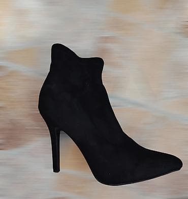 PRELEPE TERRANOVA ČARAPA ČIZMICE OD ANTILOPA DVAPUT NOŠENE BROJ 38 - na lalafo.rs — 6 PRELEPE TERRANOVA ČARAPA ČIZMICE OD ANTILOPA DVAPUT NOŠENE BROJ 38 - — 6