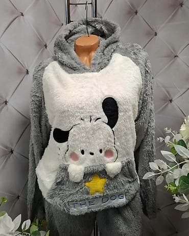 Pajamas: Plišani ženski komplet pidžame/kućnog odela sa kapuljačom, dvodelni at lalafo.rs — 5 Pajamas: Plišani ženski komplet pidžame/kućnog odela sa kapuljačom, dvodelni — 5