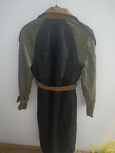 Dugački ženski mantil/trenč kaput – brend GLX, veličina 44. - Model na lalafo.rs — 2 Dugački ženski mantil/trenč kaput – brend GLX, veličina 44. - Model — 2