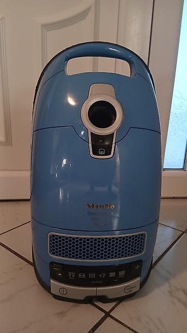 🔷️Miele Complete C3 – snažan i tih usisivač 🔹️Prodajem Miele Complete na lalafo.rs — 1 🔷️Miele Complete C3 – snažan i tih usisivač 🔹️Prodajem Miele Complete — 1