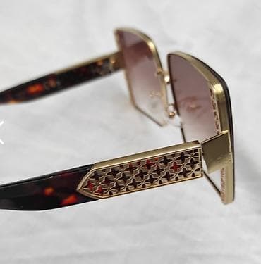 Moderne ženske naočare za sunce sa kvadratnim ramom - Velike at lalafo.rs — 1 Moderne ženske naočare za sunce sa kvadratnim ramom - Velike — 1