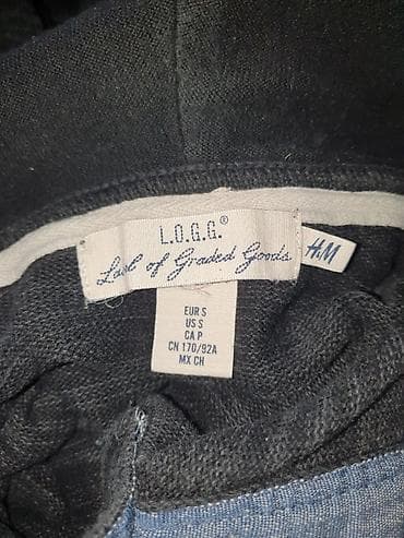 Sweatshirts: Duks sa kapuljačom H&M vel-S tamnosiva kao NOVA ! Sportska at lalafo.rs — 5 Sweatshirts: Duks sa kapuljačom H&M vel-S tamnosiva kao NOVA ! Sportska — 5