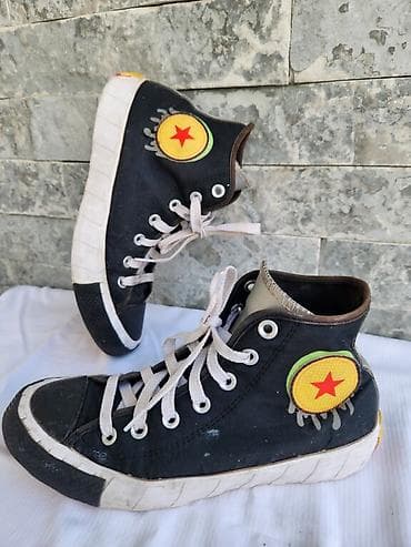 Patike Convers 38,5 vel sitni tragovi nošenja at lalafo.rs — 10 Patike Convers 38,5 vel sitni tragovi nošenja — 10