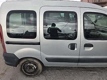 DESNA BOCNA VRATA ZA RENAULT KANGOO OD 1998. DO 2003. GOD. | Desna na lalafo.rs DESNA BOCNA VRATA ZA RENAULT KANGOO OD 1998. DO 2003. GOD. | Desna