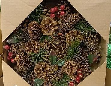 Novogodišnji/dekorativni venac od prirodnih šišarki - Ručno na lalafo.rs — 1 Novogodišnji/dekorativni venac od prirodnih šišarki - Ručno — 1