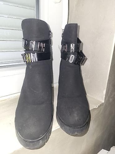 Duboke zenske cipele, broj 39 na lalafo.rs — 3 Duboke zenske cipele, broj 39 — 3