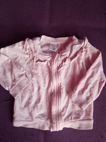 Duks za devojcice za uzrast od 9-12 meseci,vel.80 na lalafo.rs — 1 Duks za devojcice za uzrast od 9-12 meseci,vel.80 — 1