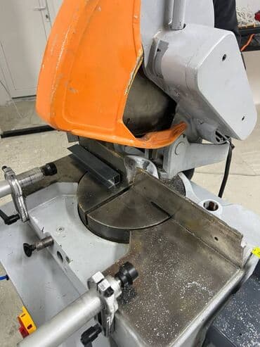 Hammers: Ger Masina za secenje industrijska Ispravna Novi Sad Akcija at lalafo.rs — 8 Hammers: Ger Masina za secenje industrijska Ispravna Novi Sad Akcija — 8