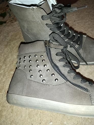 Sive ženske patike/gležnjače sa nitnama - Model: visoke na lalafo.rs — 1 Sive ženske patike/gležnjače sa nitnama - Model: visoke — 1