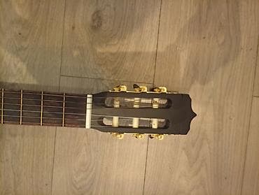 Accordions: Klasčna gitara Parsi M4 (Made in Iran, 2015) sa dodatnom opremom. - at lalafo.rs — 6 Accordions: Klasčna gitara Parsi M4 (Made in Iran, 2015) sa dodatnom opremom. - — 6