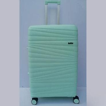 Tvrdi kofer na točkiće – mint zelena boja - Materijal: izdržljiva na lalafo.rs Tvrdi kofer na točkiće – mint zelena boja - Materijal: izdržljiva