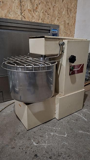 Industrijska spiralna mešalica za testo - Tip: profesionalna spiralna na lalafo.rs — 3 Industrijska spiralna mešalica za testo - Tip: profesionalna spiralna — 3