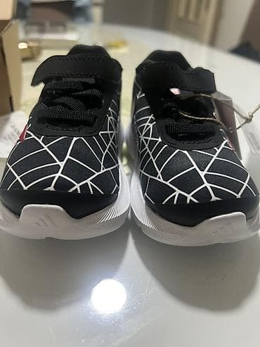 Dečje patike Marvel Spidey - Dizajn inspirisan Spider-Man svetom na lalafo.rs — 2 Dečje patike Marvel Spidey - Dizajn inspirisan Spider-Man svetom — 2