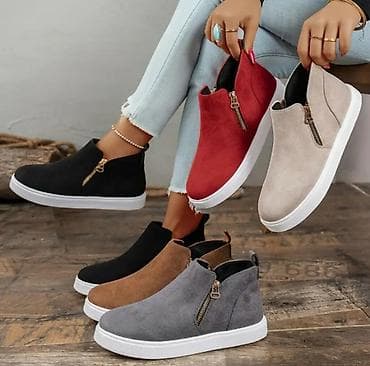 Cipele
36-43,5
1900 din na lalafo.rs — 1 Cipele
36-43,5
1900 din — 1