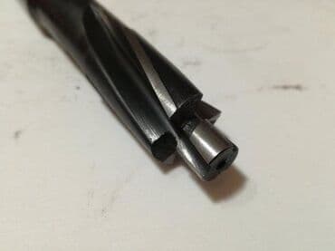 Milling Cutters: Glodalo upustac za upustanje glave vijka M10 Oznaka glodala je M10 at lalafo.rs β 4 Milling Cutters: Glodalo upustac za upustanje glave vijka M10 Oznaka glodala je M10 β 4