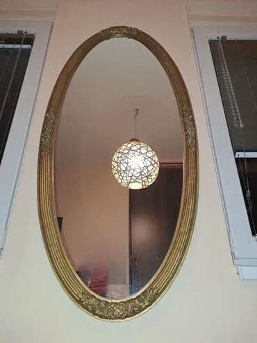 Antique Decor: Staro, drveno ogledalo sa ramom u boji starog zlata. Ogledalo je u at lalafo.rs — 1 Antique Decor: Staro, drveno ogledalo sa ramom u boji starog zlata. Ogledalo je u — 1