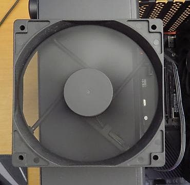 1. Cooler Master JetFlo Silent 120x120mm RED LED Light, 3-Pin konektor na lalafo.rs — 4 1. Cooler Master JetFlo Silent 120x120mm RED LED Light, 3-Pin konektor — 4