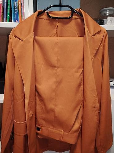 Ženski sako u boji karamela/terakote. - Kroj: klasičan sako sa na lalafo.rs — 2 Ženski sako u boji karamela/terakote. - Kroj: klasičan sako sa — 2