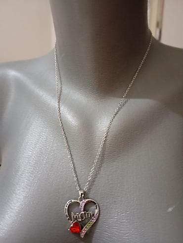 Plišana torbica u obliku srca - Model: srce, mekani veštački krzneni at lalafo.rs — 9 Plišana torbica u obliku srca - Model: srce, mekani veštački krzneni — 9