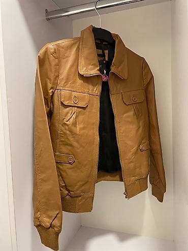 Jakna eko koza, nova, oker nijansa strukiran model moze S-M-L na lalafo.rs — 1 Jakna eko koza, nova, oker nijansa strukiran model moze S-M-L — 1