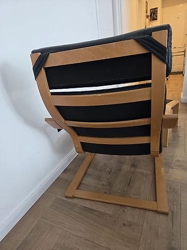 Fotelja sa osloncem za noge – drvo i crna koža - Set: udobna lounge na lalafo.rs — 4 Fotelja sa osloncem za noge – drvo i crna koža - Set: udobna lounge — 4