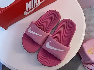 Nike papuce br 28 nosene par puta kao nove . Slanje nakon uplate ili at lalafo.rs Nike papuce br 28 nosene par puta kao nove . Slanje nakon uplate ili